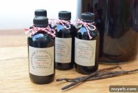 Homemade Vanilla Extract Recipe and Gift Jar Idea