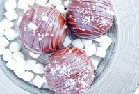 How to Make Salted Caramel Hot Chocolate Bombs