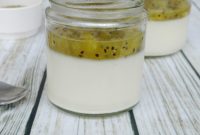 White Chocolate Panna Cotta Recipe with Kiwi Compote