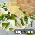 Baked Camembert: Melty Appetizer with Honey and Herbs 2 Baked Camembert
