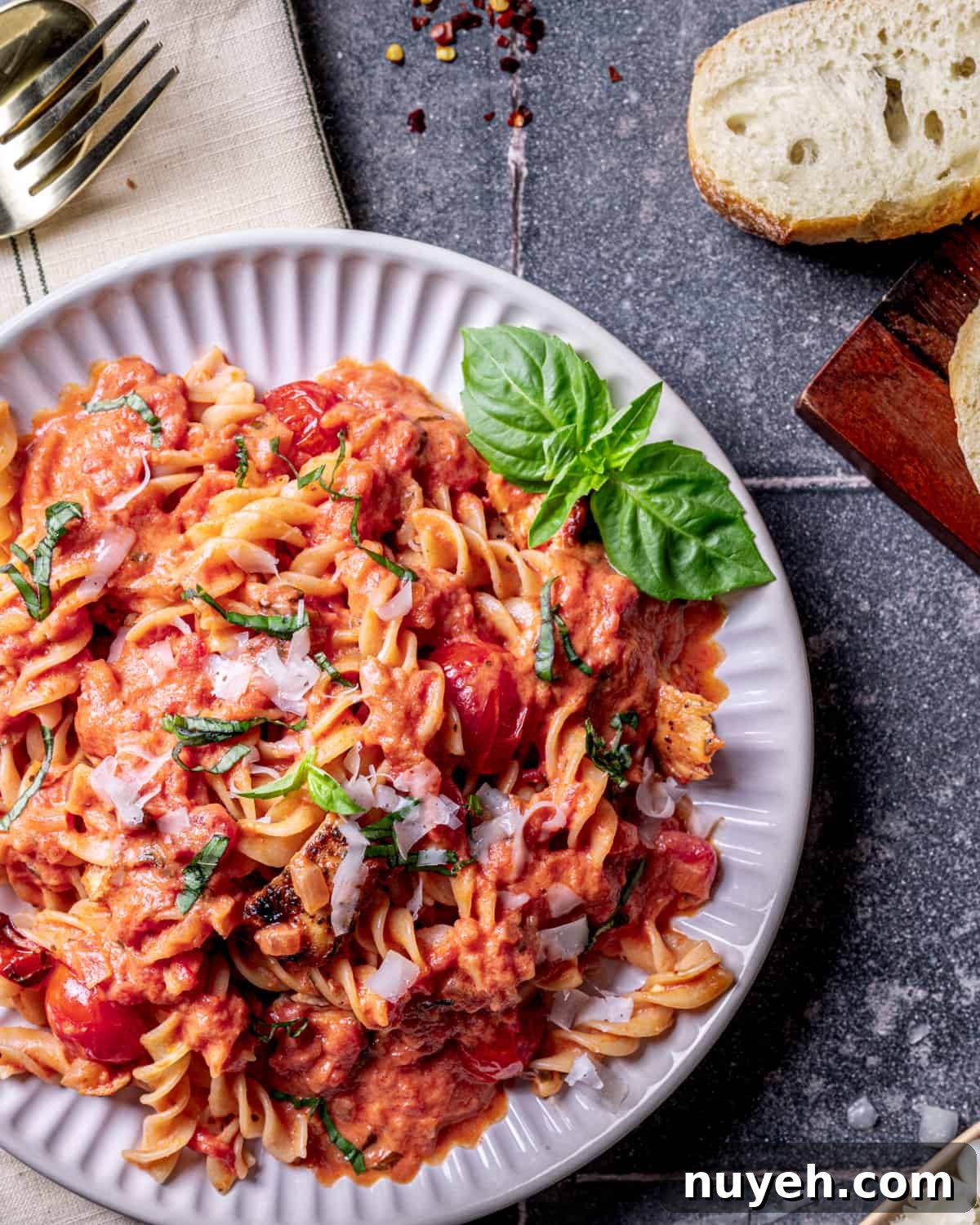 Delicious Italian Pink Sauce Fusilli Pasta with Chicken