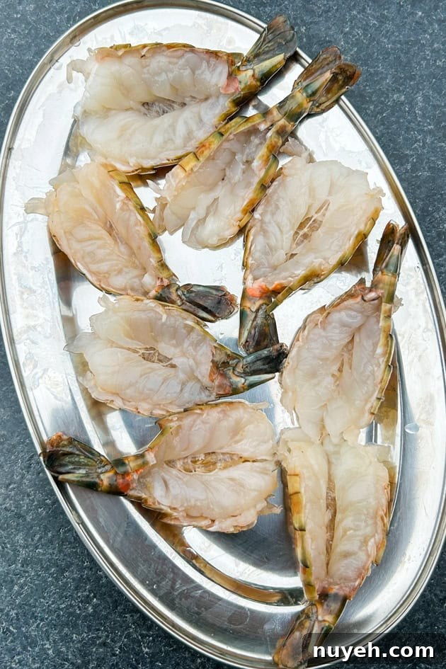 deveined jumbo shrimp on a platter