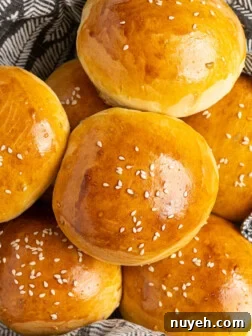 Krachel brioche sweet rolls