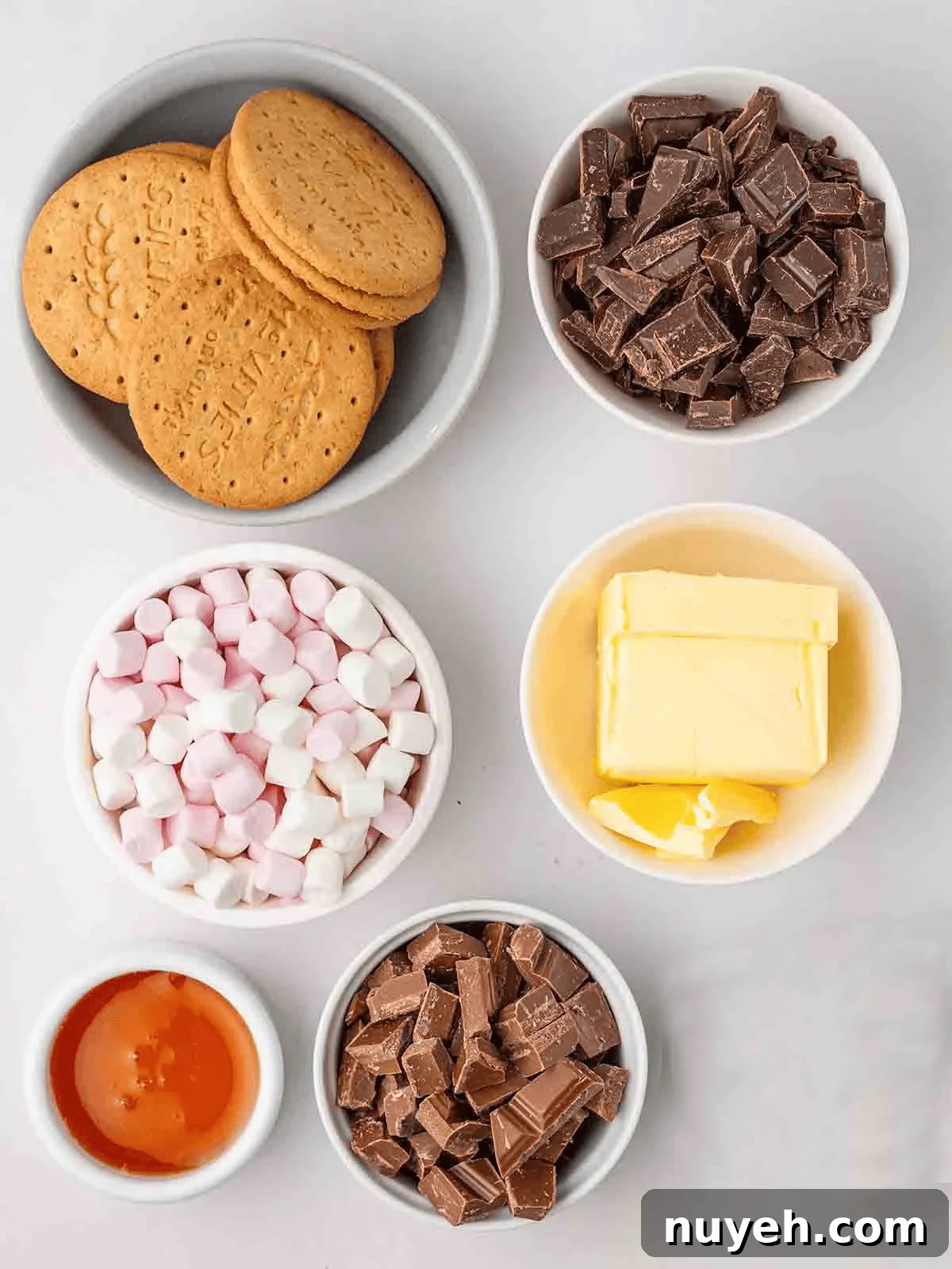 Ingredients for making easy Rocky Road