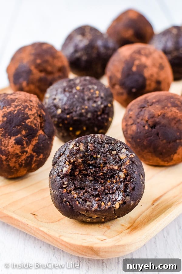 Healthy No Bake Brownie Bites Healthy No Bake Brownie Bites - you only need six ingredients and 10 minutes to make a batch of these chocolate energy bites.