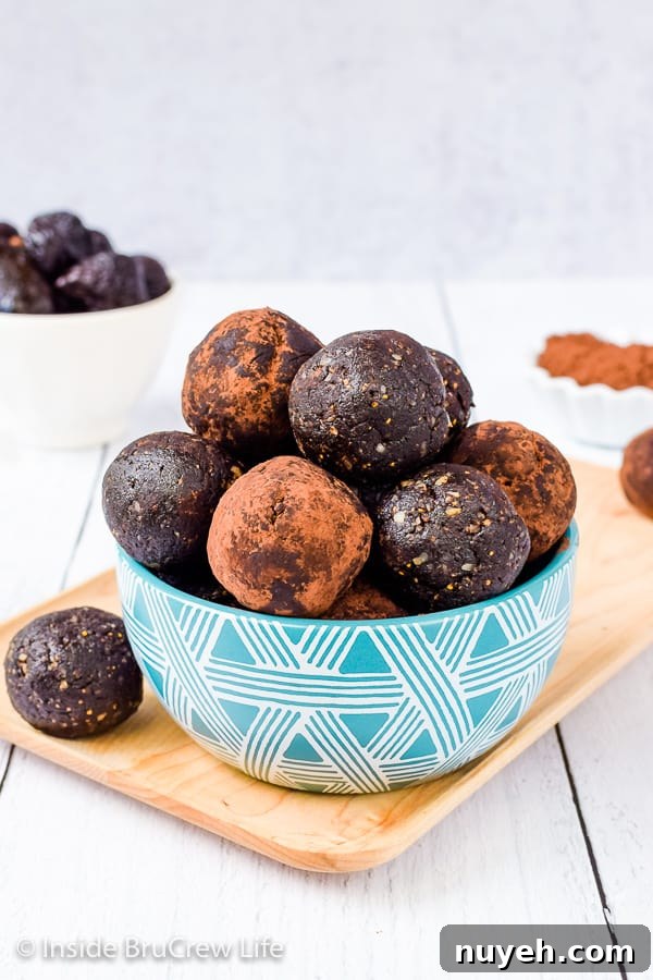 Healthy No Bake Brownie Bites Healthy No Bake Brownie Bites - you can still enjoy chocolate when you are eating healthy.
