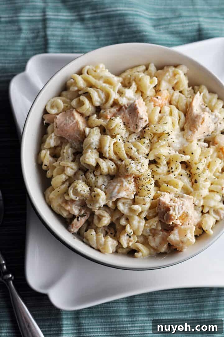Creamy Salmon and Shrimp Pasta with Lemon Garlic Sauce 3 Shrimp pasta with salmon
