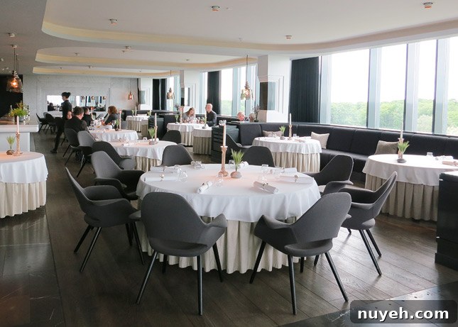 Inside Geranium Restaurant, Copenhagen / FoodNouveau.com