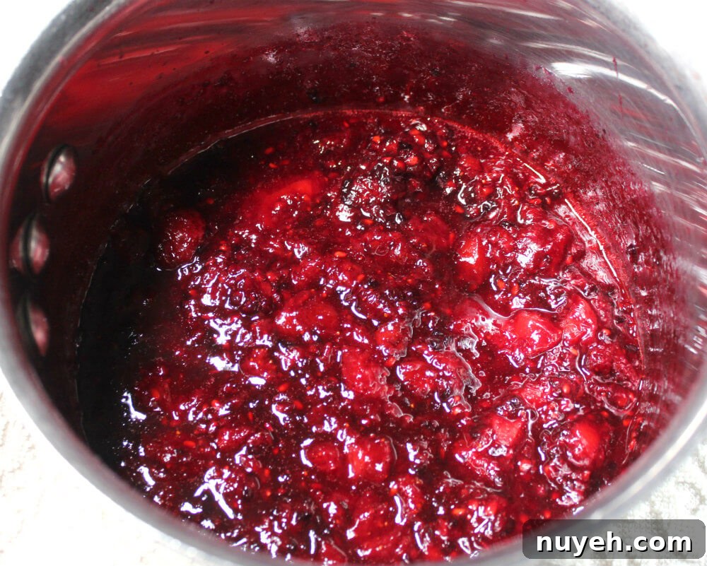 Strawberry Blackberry Keto Sauce3