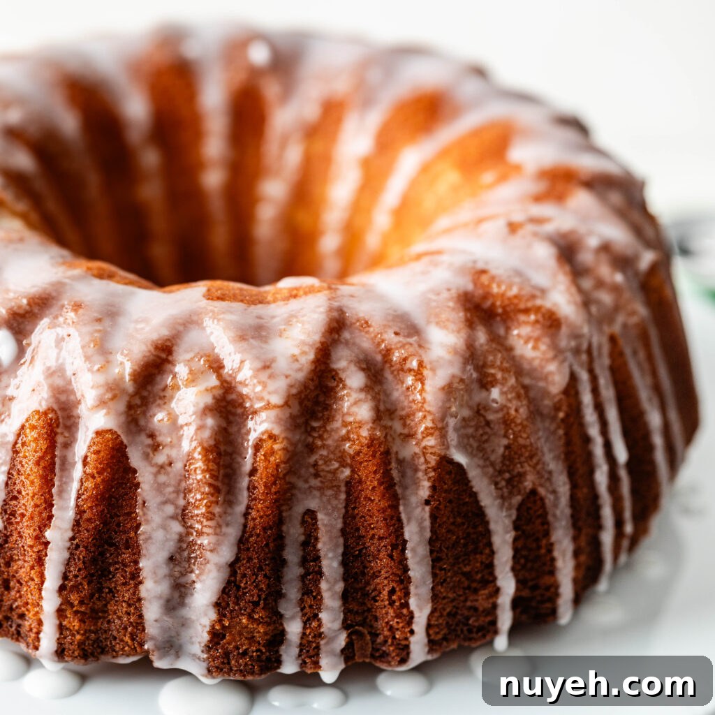 7-up pound cake with drizzled icing