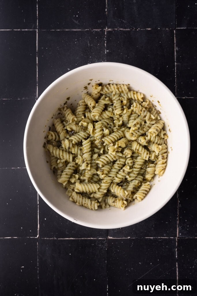 4-Ingredient Canned Tuna and Pesto Pasta Salad 5 Just-cooked pasta tossed with fresh pesto.